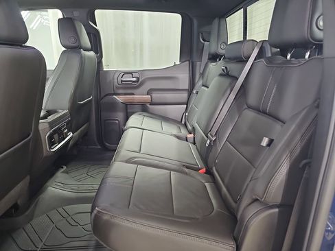 Used 2019 Chevrolet Silverado 1500 High Country w/ Technology Package image 17