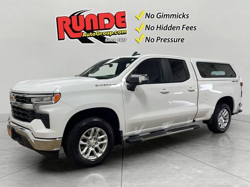 Used 2024 Chevrolet Silverado 1500 LT w/ Convenience Package II AWD/4WD image 1