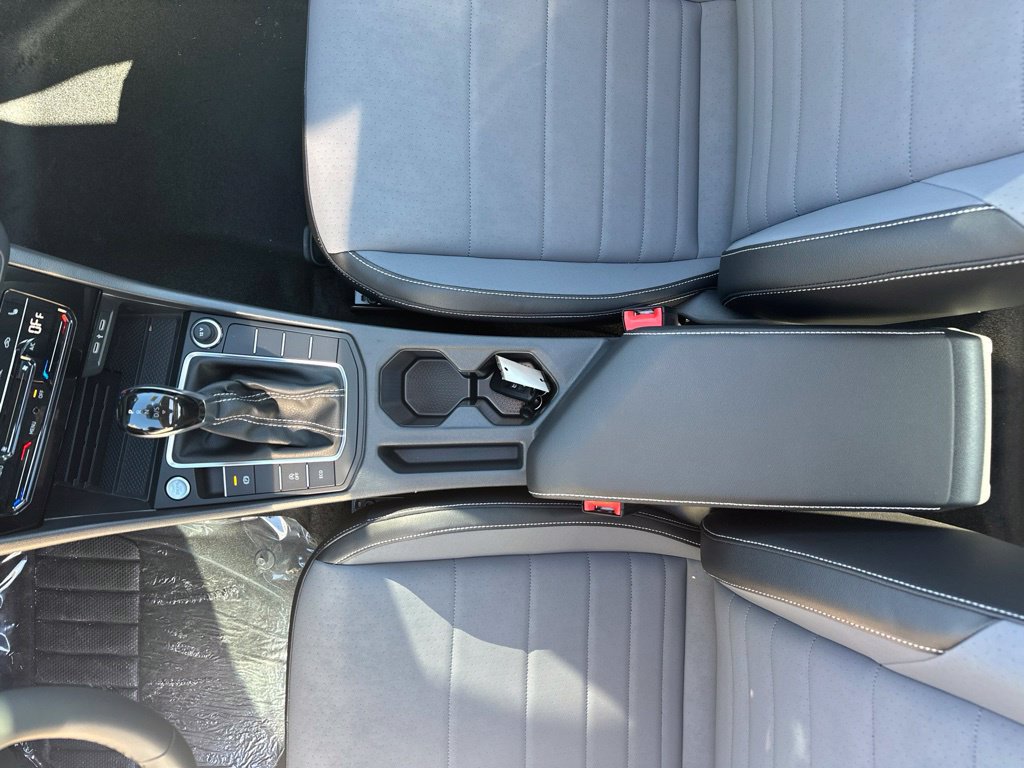 New 2027 Volkswagen Jetta SE FWD image 30