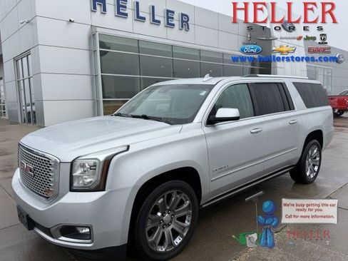 Used 2016 GMC Yukon XL Denali w/ Open Road Package image 1