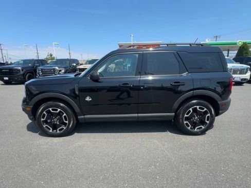 Used 2023 Ford Bronco Sport Outer Banks w/ Tech Package AWD/4WD image 5