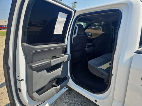 Used 2022 Ford F150 XLT w/ Equipment Group 302A High AWD/4WD image 14