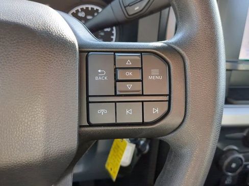 Used 2023 Ford F250 XL w/ XL Chrome Package image 24