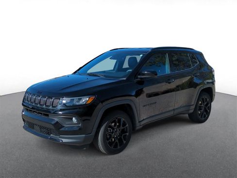 Certified 2022 Jeep Compass Altitude image 4