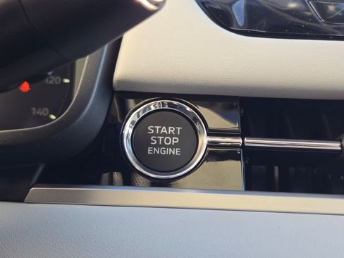 New 2026 Mitsubishi Outlander SE image 22