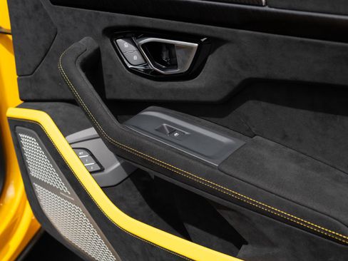 Used 2024 Lamborghini Urus Performante image 56