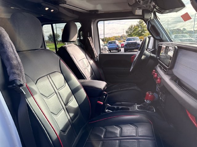 Used 2024 Jeep Wrangler Unlimited Sport AWD/4WD image 13