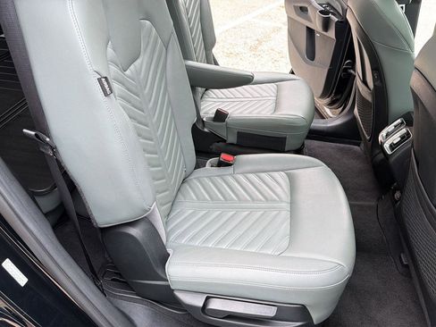 Used 2024 Kia Sorento SX Prestige w/ Sage Leather Package image 16