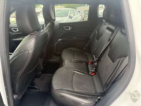 Used 2023 Jeep Compass High Altitude w/ Driver Assist Group I AWD/4WD image 18