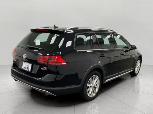 Used 2017 Volkswagen Golf Alltrack S AWD/4WD image 5