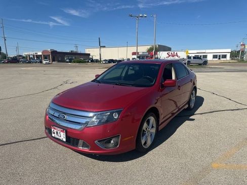 Used 2010 Ford Fusion Sport FWD image 2