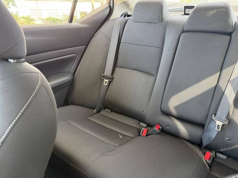 Used 2025 Nissan Altima 2.5 SV FWD image 40