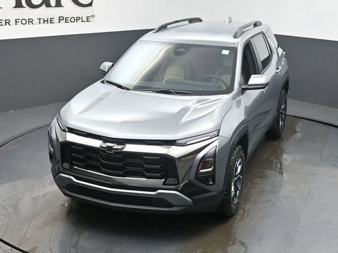 New 2026 Chevrolet Equinox ACTIV w/ Convenience Package III FWD image 24