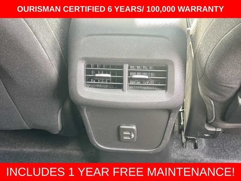 Used 2024 GMC Terrain SLE w/ Driver Convenience Package FWD image 14