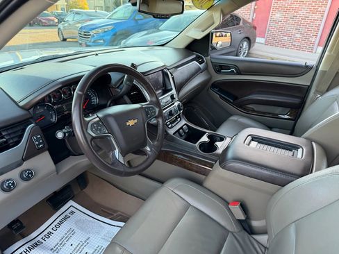 Used 2015 Chevrolet Suburban LT image 45