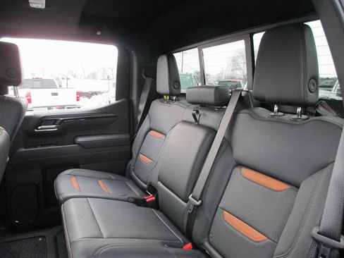 Certified 2025 GMC Sierra 1500 AT4 w/ AT4 Premium Package image 21