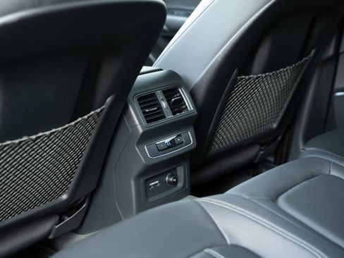 Certified 2023 Audi Q5 2.0T Premium w/ Convenience Package image 26