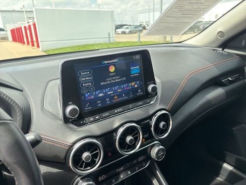 Used 2021 Nissan Sentra SR FWD image 7