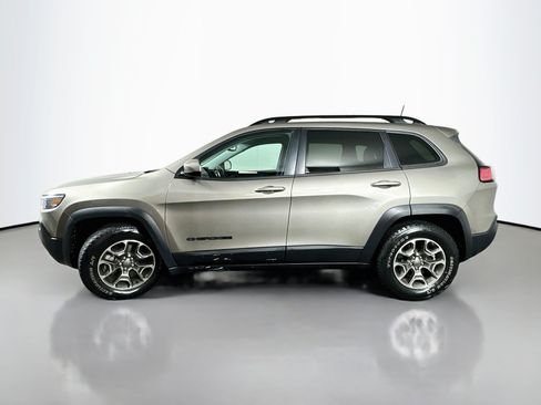 Used 2020 Jeep Cherokee Latitude w/ Quick Order Package 26F North AWD/4WD image 4
