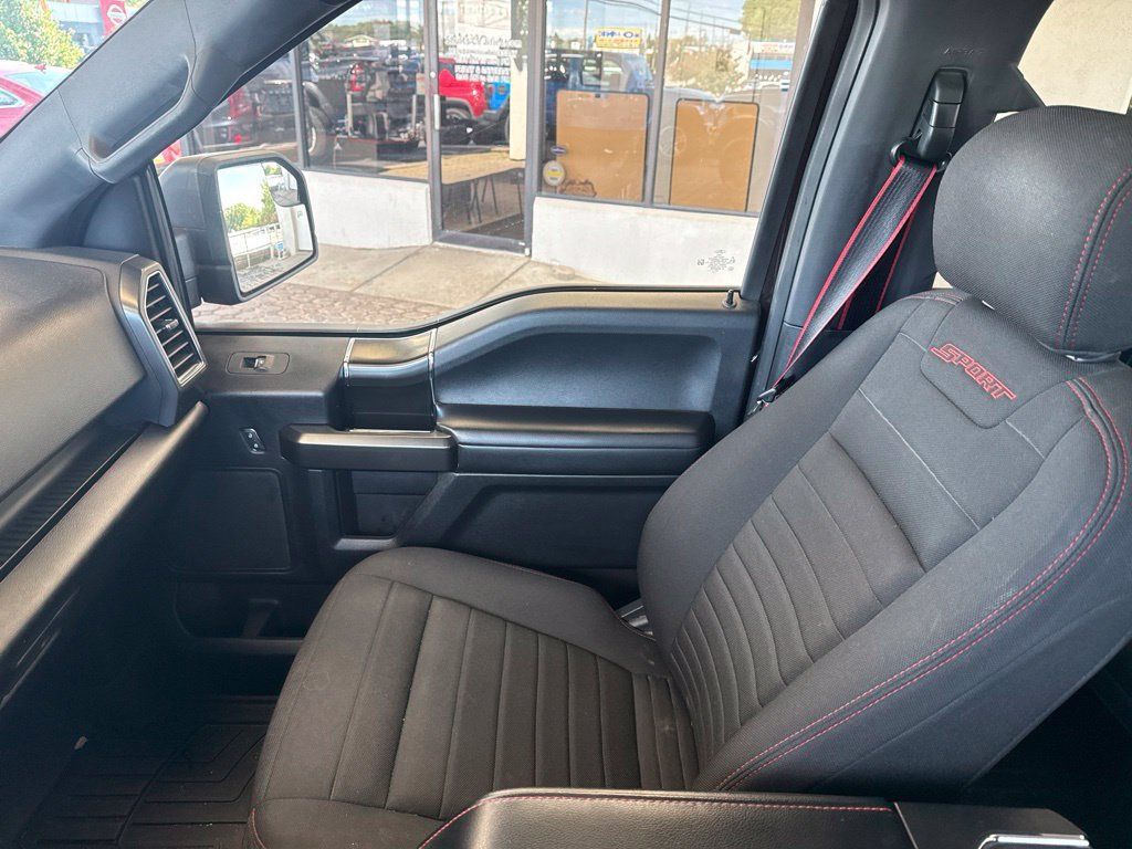 Used 2020 Ford F150 XLT w/ Equipment Group 302A Luxury AWD/4WD image 25