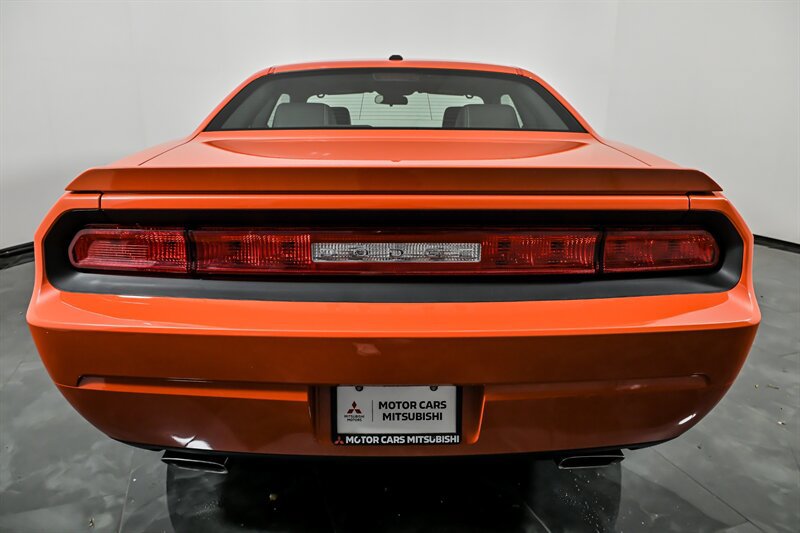 Used 2009 Dodge Challenger R/T RWD image 8