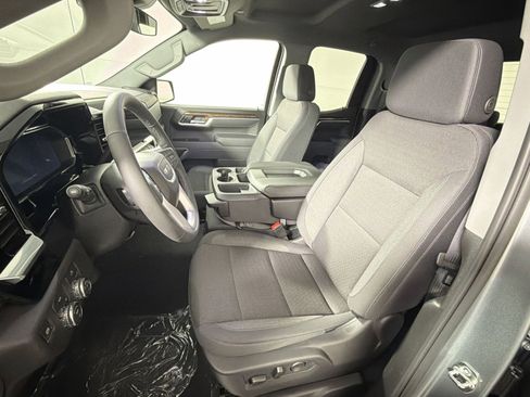 New 2026 GMC Sierra 1500 Elevation image 13