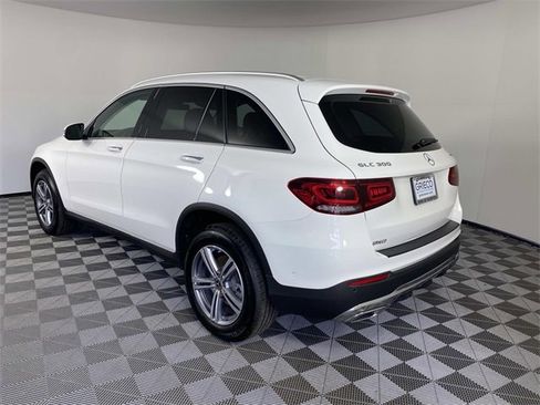 Used 2022 Mercedes-Benz GLC 300 4MATIC image 6