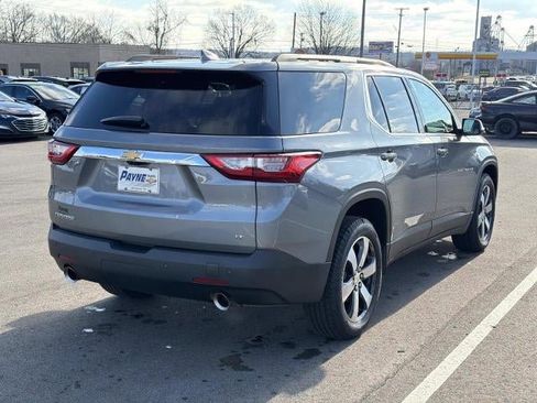 Used 2021 Chevrolet Traverse LT w/ LT Premium Package image 25