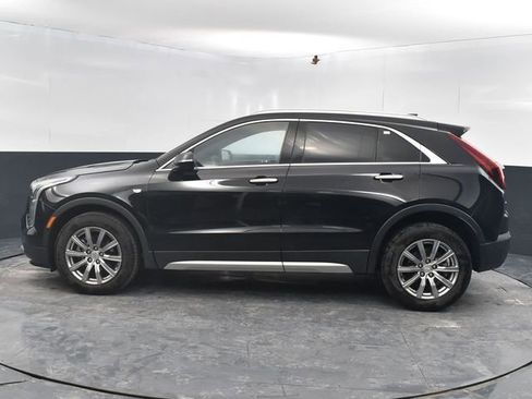 Used 2023 Cadillac XT4 Premium Luxury w/ Cold Weather Package image 7