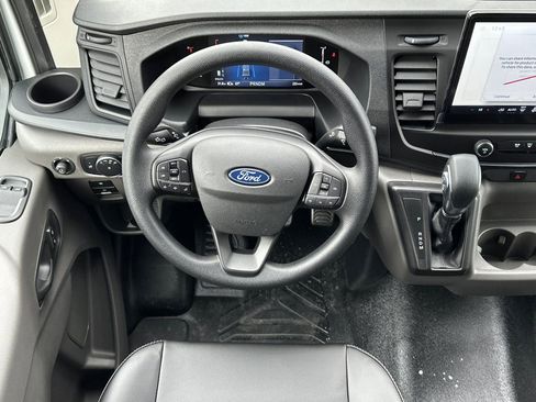 New 2026 Ford Transit 250 148 Medium Roof image 21