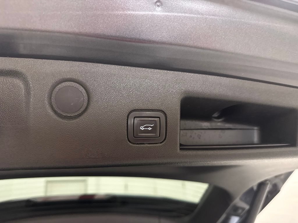 Used 2022 Chevrolet Equinox LT AWD/4WD image 8