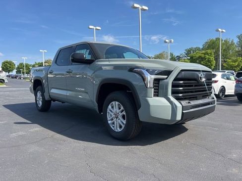 New 2026 Toyota Tundra SR5 AWD/4WD image 3