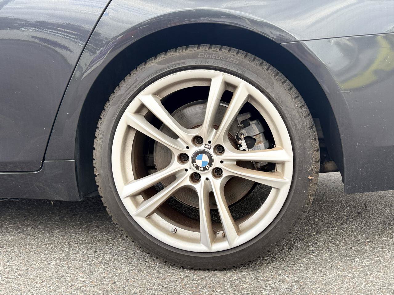 Used 2015 BMW 740i RWD image 9