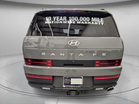Used 2025 Hyundai Santa Fe SEL w/ Tow & Go Package FWD image 6