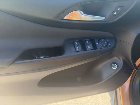 Used 2025 Buick Envista Preferred w/ Convenience I Package FWD image 16
