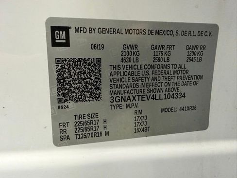 Used 2020 Chevrolet Equinox LT w/ Driver Convenience Package AWD/4WD image 28