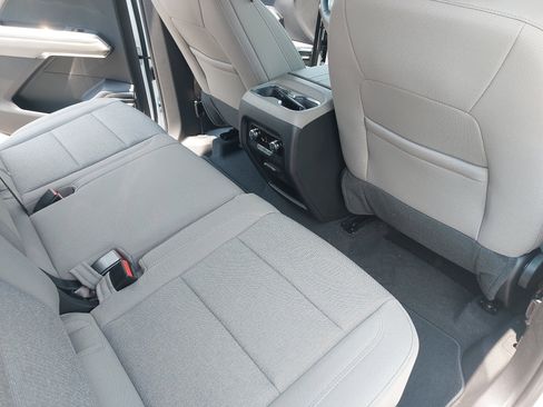 New 2025 GMC Acadia Elevation image 12