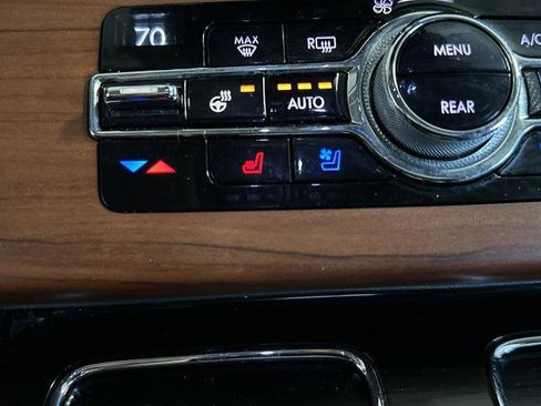 Used 2020 Lincoln Aviator Reserve w/ Equipment Group 202A image 8