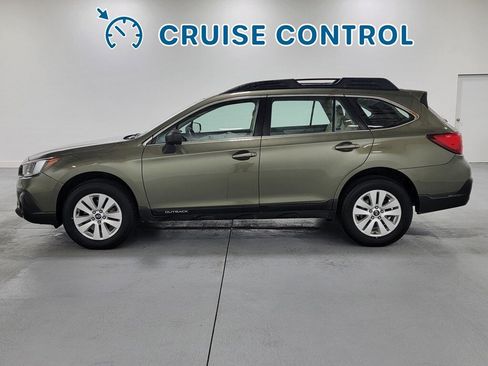 Used 2018 Subaru Outback 2.5i image 6
