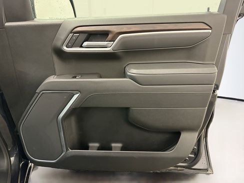 Used 2025 GMC Sierra 1500 SLT image 33