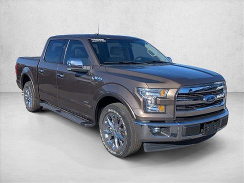 Used 2017 Ford F150 Lariat image 3