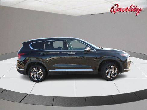Used 2023 Hyundai Santa Fe SEL w/ Premium Package image 2