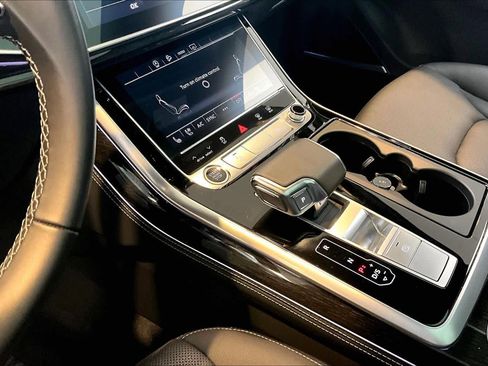 Certified 2025 Audi Q7 Premium Plus w/ Premium Plus Package image 17