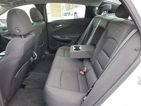 Used 2022 Chevrolet Malibu LT image 10
