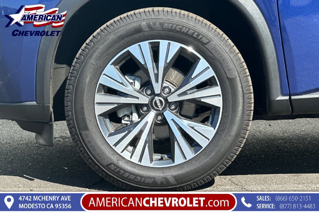 Used 2023 Nissan Rogue SV AWD/4WD image 37