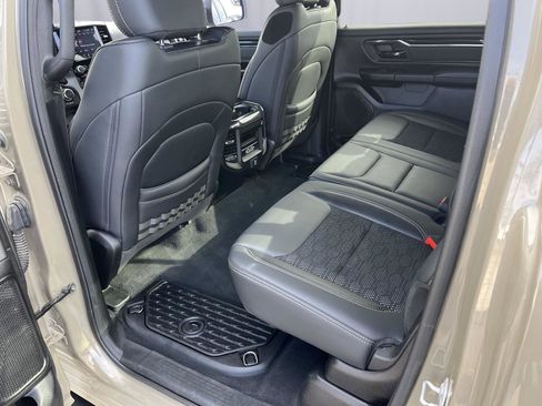 Used 2020 RAM 1500 Big Horn w/ Built-to-serve Edition image 22