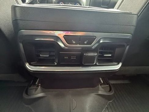 Used 2023 Chevrolet Silverado 2500 LTZ AWD/4WD image 23