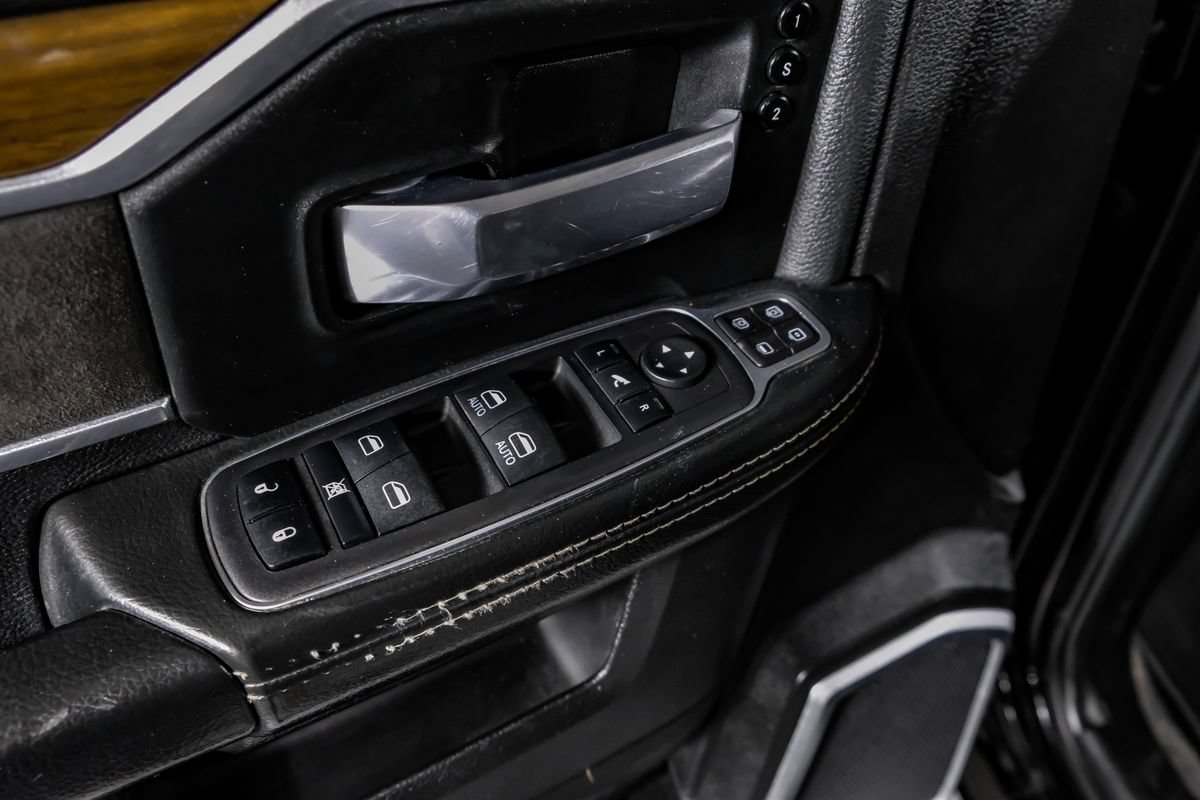 Used 2024 RAM 3500 Laramie w/ Towing Technology Group AWD/4WD image 35
