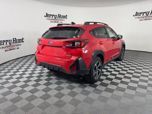 Used 2024 Subaru Crosstrek 2.0i Premium image 9