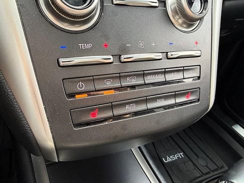 Used 2015 Lincoln MKC FWD w/ Equipment Group 101A Select image 18